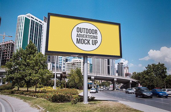 Waterproof Outdoor Fixed LED Display, Remote Control, Easy Access for Advertising