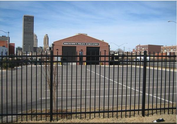 2.4mL* 1.8mH Black Steel Fence For Home / School Beautiful Appearance
