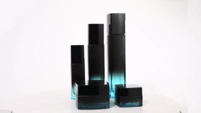O preto de empacotamento cosmético líquido do grupo da fundação 30ml 60ml geou com a bomba