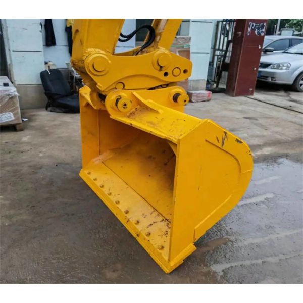 12 toneladas Excavadora amarelo de segunda mão em bom estado CAT com capacidade de balde 0,52m3