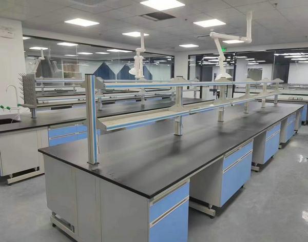 Cores azuis claras Madeira de laboratório Ilha de mesa de trabalho Série de móveis de laboratório