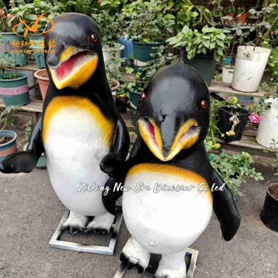 Robot animatrónico de pingüino animatrónico de diseño realista para parque de atracciones infantil