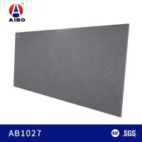 La partie supérieure du comptoir polie de 3200*1600MM Grey Engineered Artifical Quartz Slab a adapté l'épaisseur aux besoins du client
