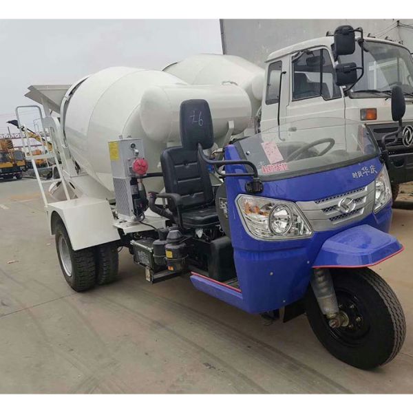 china supply 28-32hp 5 wheel 2m3/2 cubic meters mini concrete mixer truck
