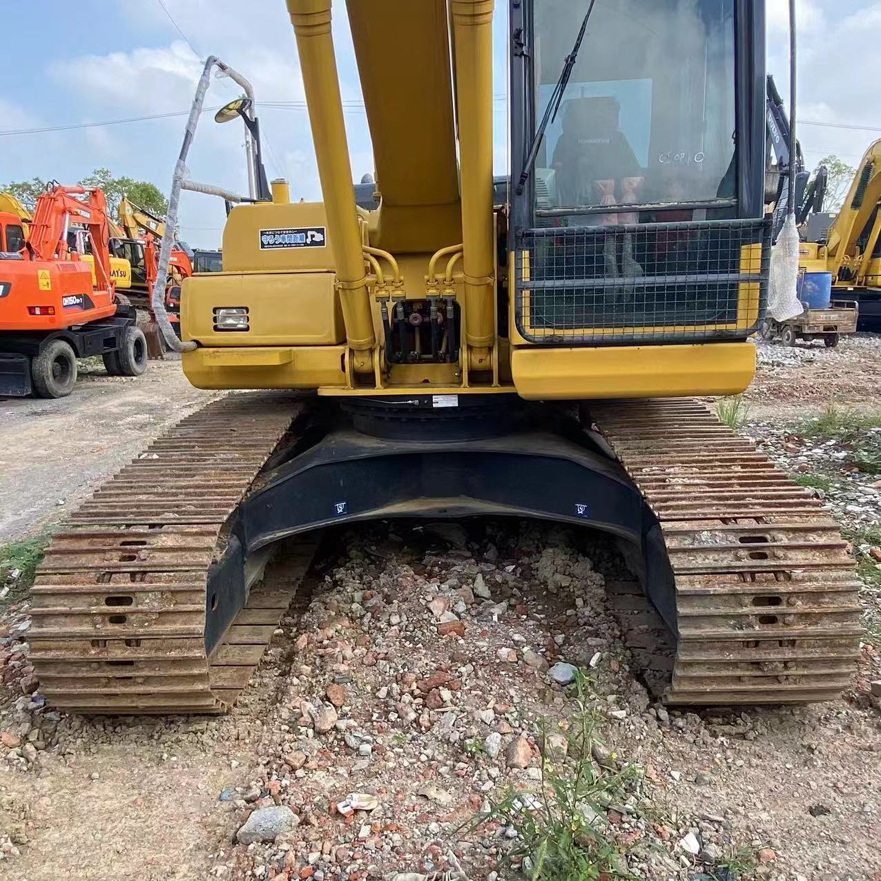 PC 200 Использованные экскаваторы Komatsu Crawler Рабочая масса 23,6 тонн Для строительных работ