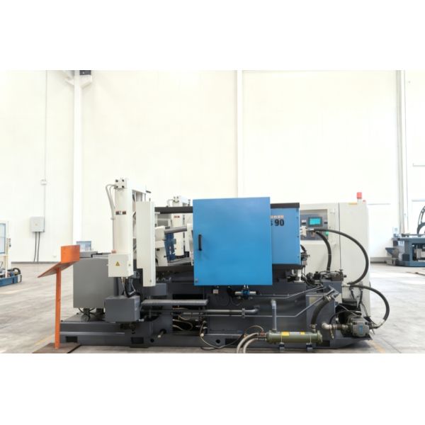 280T Fully Automatic PLC-Controlled High Pressure Cold Chamber Die Casting Machine High Productivity YD Brand