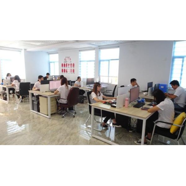 Титановые болты с простым отделением M8 идеально подходят для различных промышленных машин