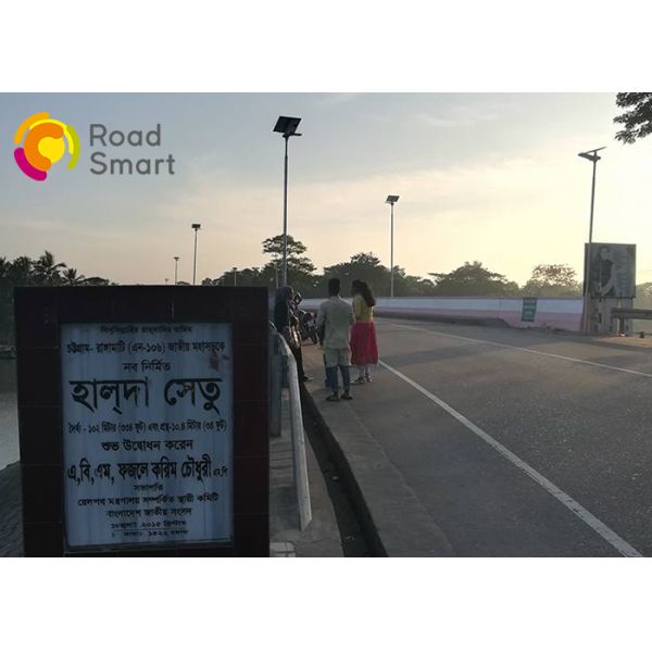 Bridgelux Led Solar Lighting System Battery Powered With 50000hrs Lifespan