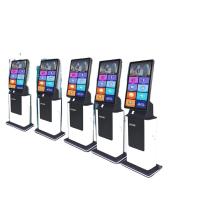 Quiosco de estacionamiento multifuncional con impresión de boletos de varios colores y múltiples opciones de pago