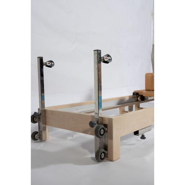 Foldable Maple Pilates Reformer U+PL015A with Fully Enclosed Sliding Track