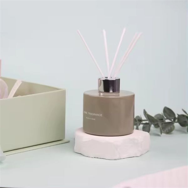 Gift Box Set Reed Diffuser Perfume Set With Packaging Boxes 120ml Aroma Diffusers Fragrance With Flower