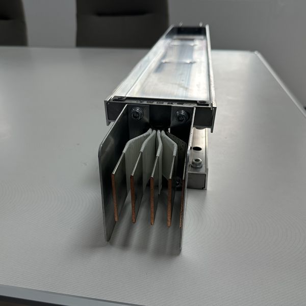 Sistemas de barras colectoras de 5 mm personalizables, conducto de barra colectora sándwich de aluminio eléctrico