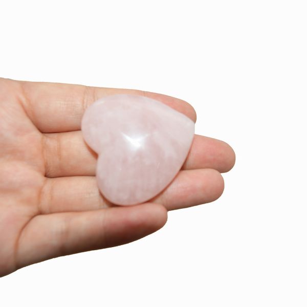 Carved Rose Quartz Heart Shaped Stone Technique Carved 0.35kg Natural Gemstone Hearts for Wedding Gift
