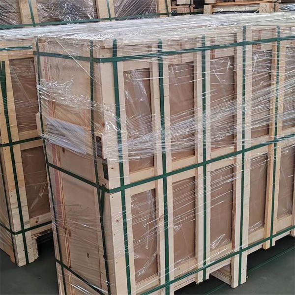 Customized Solar Tempered Glass High Light Transmittance Glass Energy Saving For Solar Energy