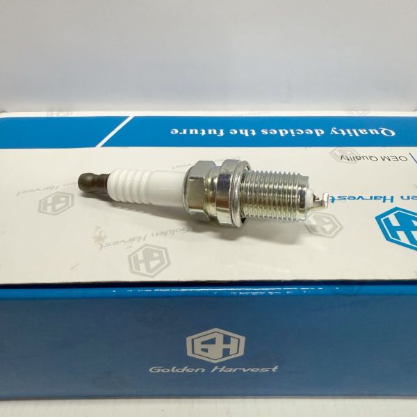 Alloy Electrode Standard Auto Parts Spark Plugs BKR6EGP 7092 For TOYOTA Car