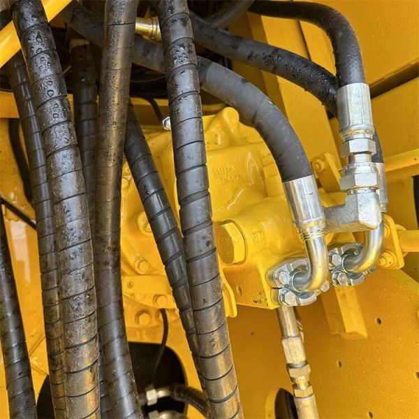 Used Komatsu PC240-8 Excavator with Cummins Engine and 690 Working Hours Crawler Japan