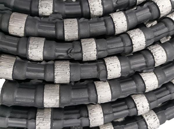 5m3/H To 8m3/H Hard Granite Wire Saw Classical Diamond Cutting Wire Saw