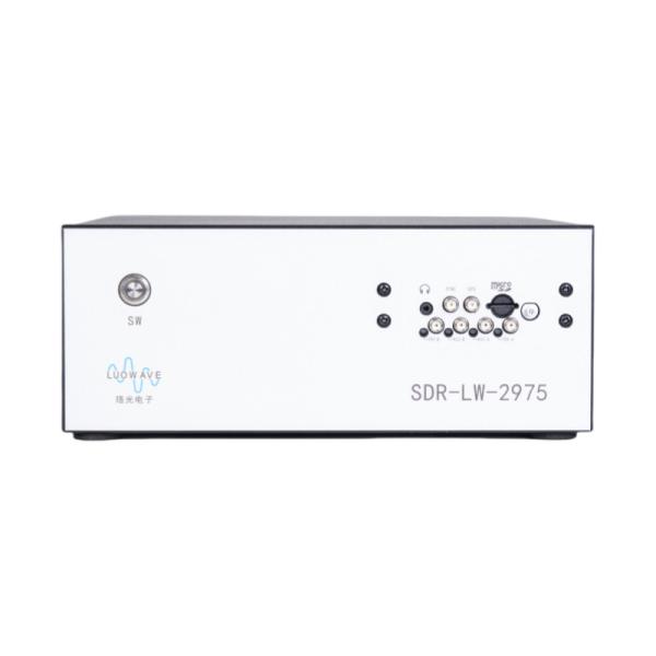 SDR-LW 2975 | AD9361 RF 70 MHz-6 GHz, 56 MHz BW Each, 2 Channels, 4 × PCIE BUS, 2 × USB 3.0, i7 Processor, USRP Integrated Software Defined Radio Device