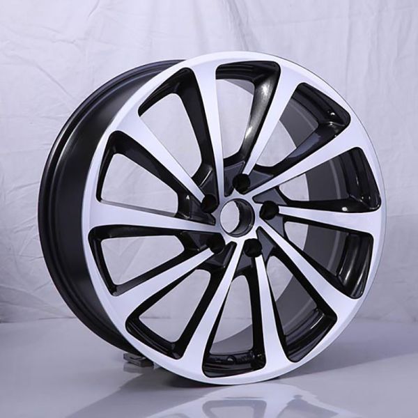 Сплав автомобиля алюминиевый 18 оправы расположенные ступенями дюймами