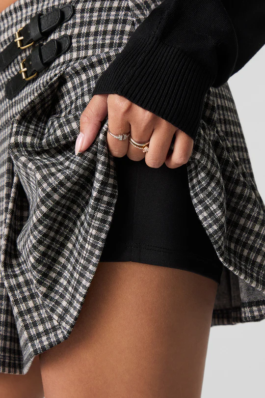 Preppy Style High Waist Pleated Skirt with Buckle Detail