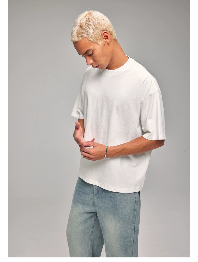 Men’s Oversized Loose Fit Cotton T-Shirt with Breathable Fabric and Unisex Design for Streetwear