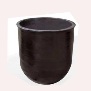 Crucible Made of Magnesia-Alumina Spinel for Long Service Life and Melting