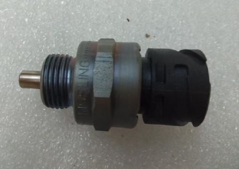 0501331660 HIGH-PRECISION OEM SENSOR GENUINE REPLACEMENT FOR HINO TRUCKS