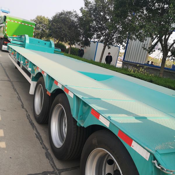 Max Payload 60-80T Low Flat Semi Trailer for Multipurpose Heavy Equipment Transport