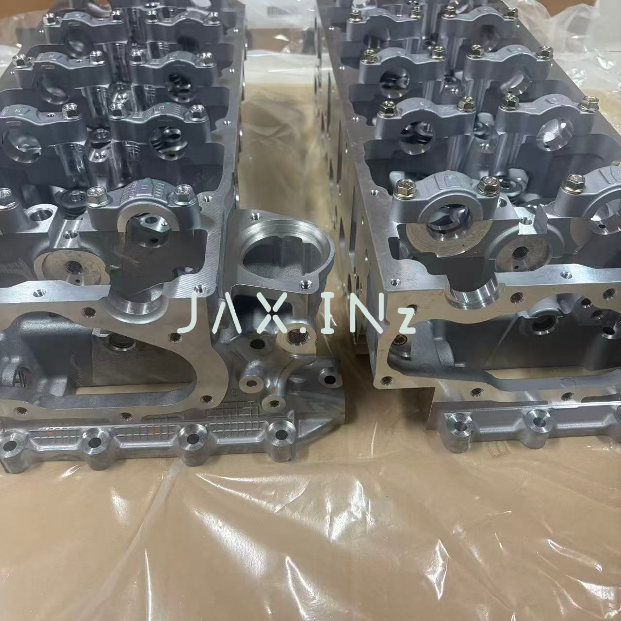 8-98223019-2 Cylinder Head with Valves for Isuzu 4JJ1 Engine Excavator Parts