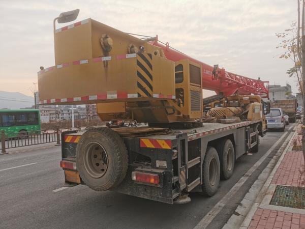 2021 Model Second Hand Truck Mounted Cranes 25 Ton Mobile Crane Sany STC250T