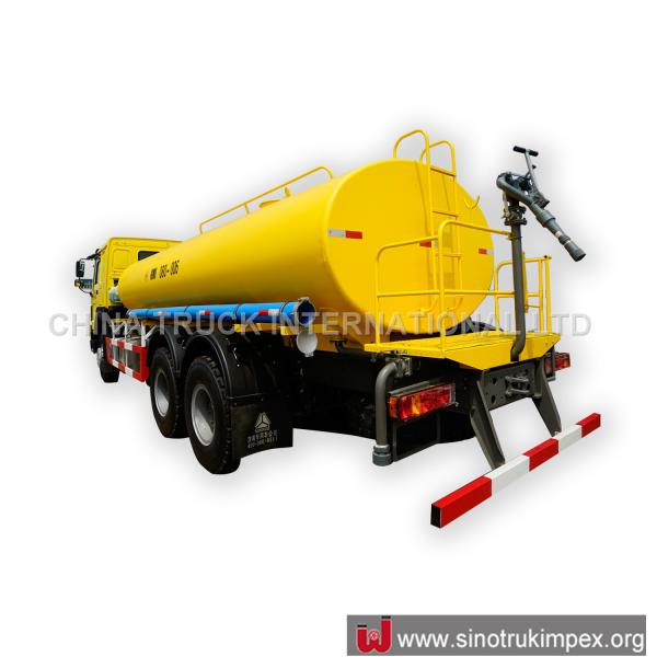 RHD Fuel Tank Truck Capacity 6x4 Road Water Spray Truck