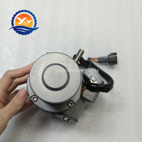 Original 4614911 Control Throttle Motor EX200-5 EX200-6 ZAX200 Stepping Motor for Hitachi