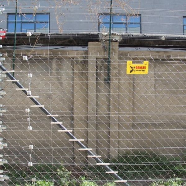 Electric Fence For Home Security Defense Electric Perimeter Fencing