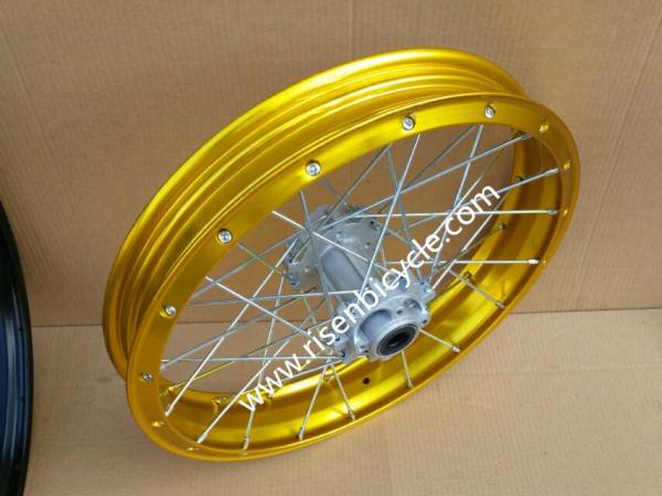 Motorcycle 2.15x18 Aluminum Alloy Tubeless Spoked Rim  Seamless 28/32/36 Holes of Motocross Wheels