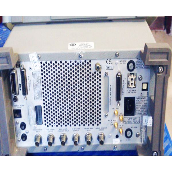 Keysight 8920A RF Communications Test Set with 0.4 - 1000 MHz Frequency Range and 928 kbytes Memory