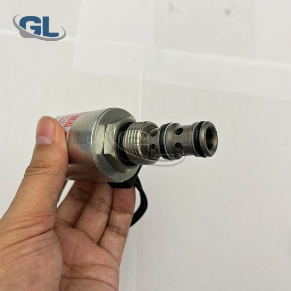 Fuel Pressure Regulator Control Solenoid Valve 20Y-60-22121 Rotating Solenoid Valve for Koma-tsu 6D95 PC200-6