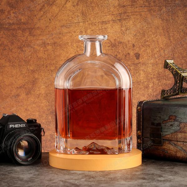 Bebidas Garrafa de vidro de base pesada com cortiça de madeira para vodka gin molho de café suco