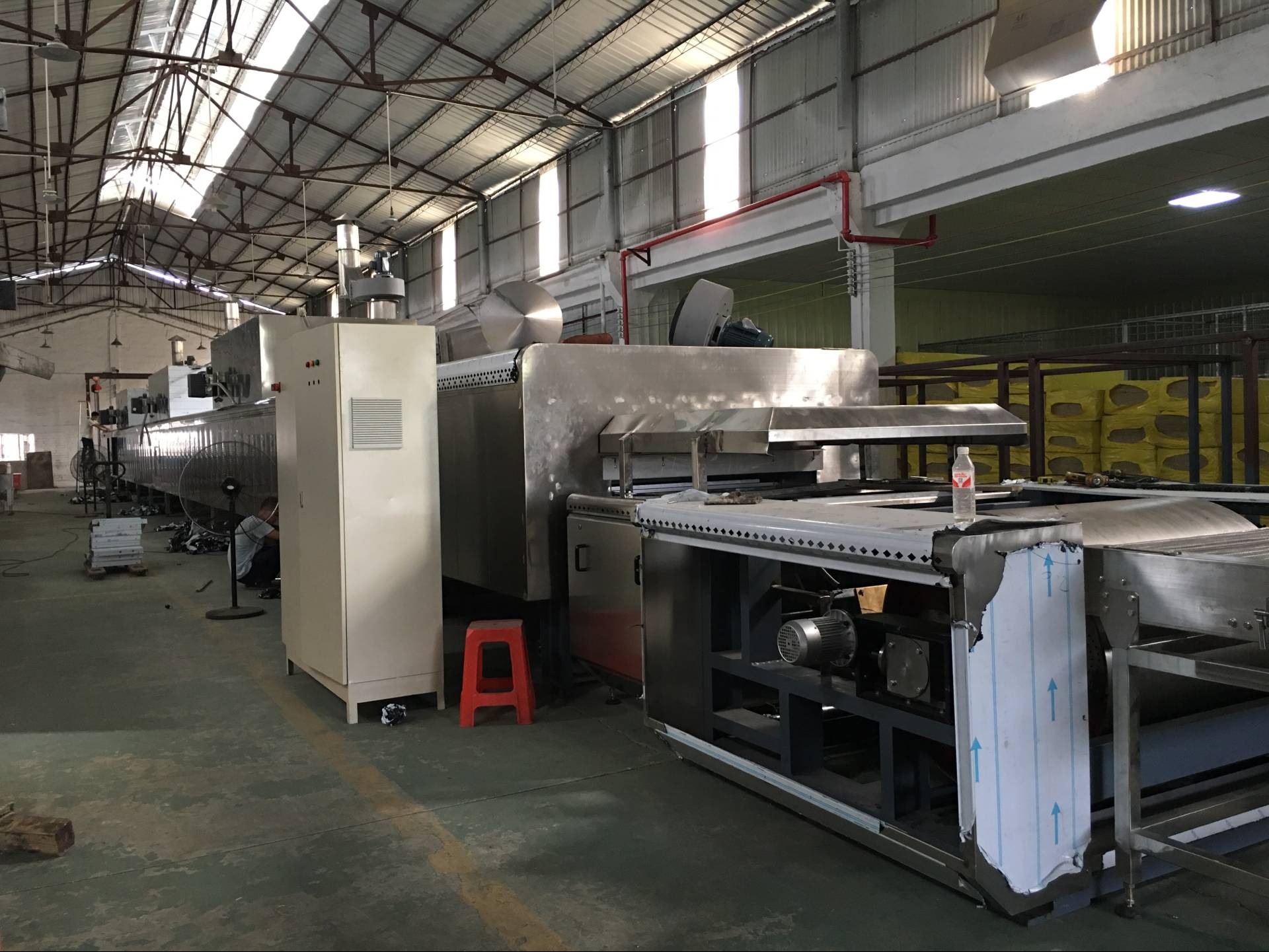 Печь тоннеля выпечки хлеба печенья печенья печи коммерчески газа печи тоннеля хлеба питы оборудования пекарни электрическая