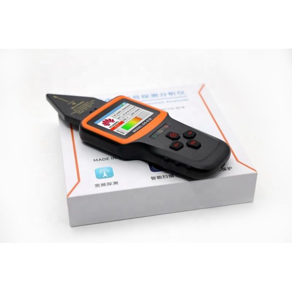 DS818 Radio Wave GPS Tracker Wireless Signal Detector Camera GSM Cellphone Signal Finder