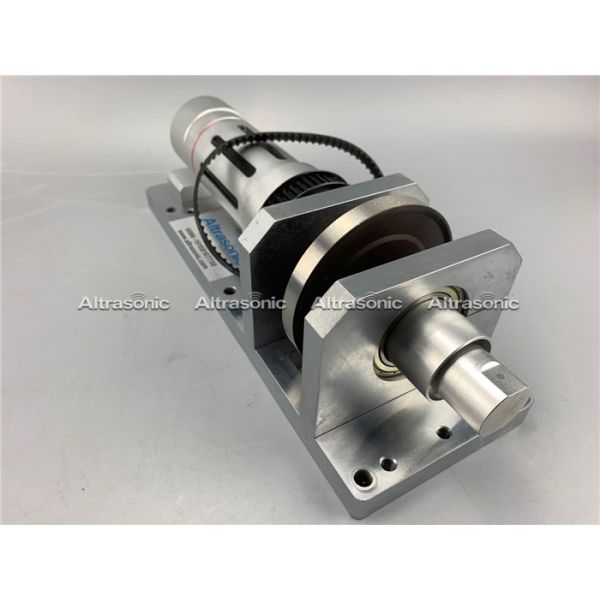 Seamless Ultrasonic Sewing Machine With 12mm Rotary Wheel For Non Woven Welding