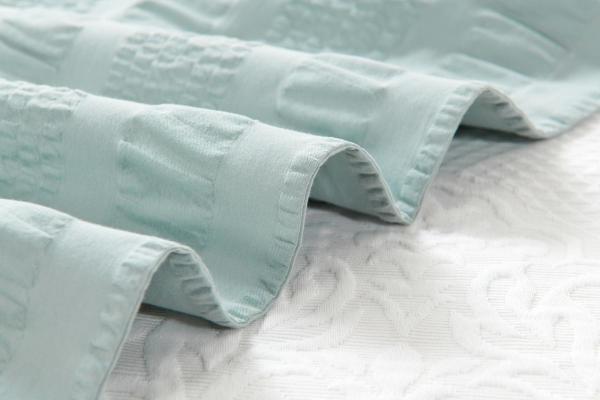 White Seersucker Pillow Cases Queen Size Sustainable Light Green Pillow Cases