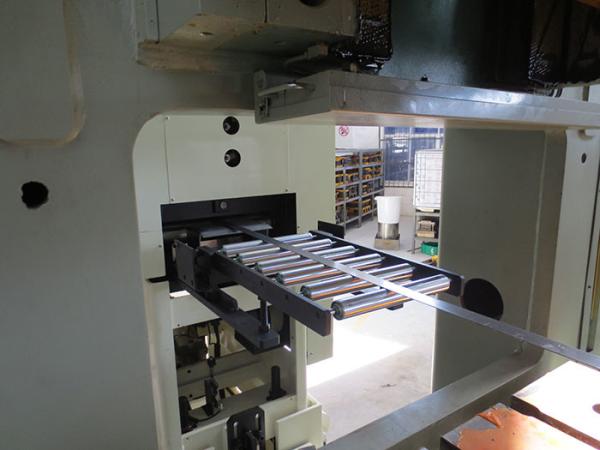 Sheet Metal Forming NC Decoiler Straightener Feeder Stamping And Feeding Equipment