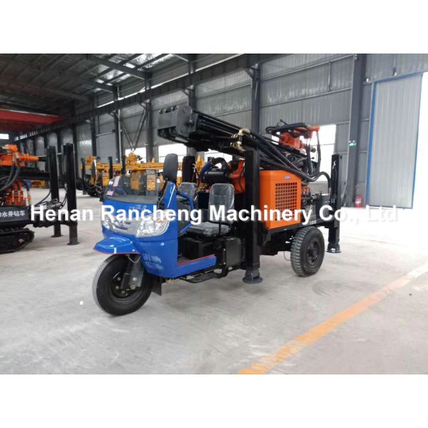 200 м 22 л.с. Трицикл марки Futian с гидравлической буровой установкой DTH с более высокой мощностью воздуха