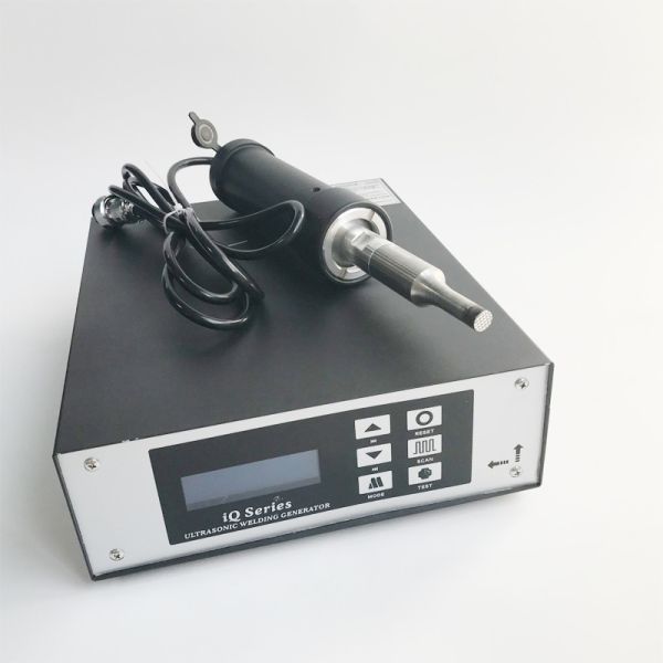 Durable Ultrasonic Welding Machine 1200 Watt 20khz Handheld Welding System