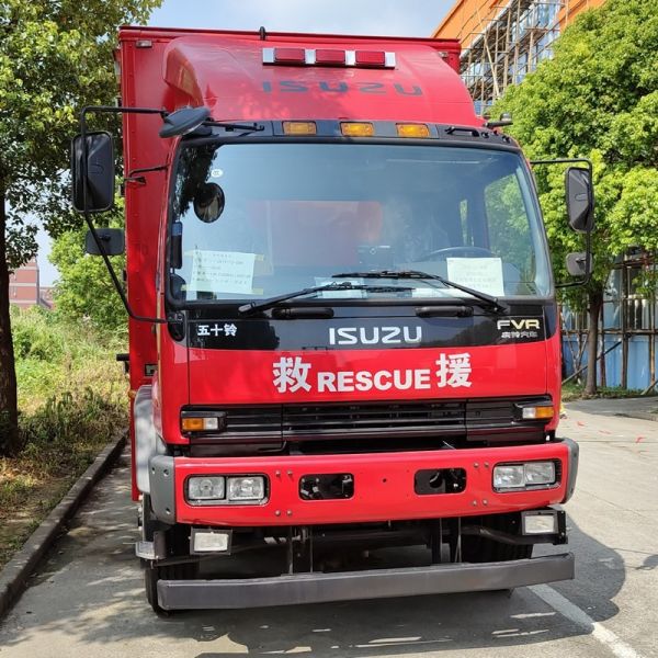 4x4 Drive 214kw Fire Equipment Truck с монолитной сухой муфтой