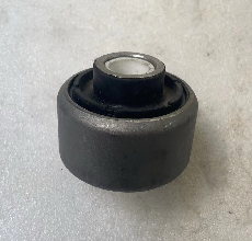 A0009980642 PRECISION TORQUE ROD DROP ARM HOLDER SLEEVE REPLACEMENT FOR BENZ