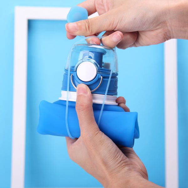 750ml Collapsible Travel Water Bottle Food Grade Material Customized Logo