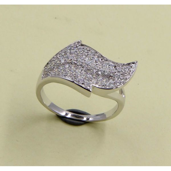 Pave Prong Heart Shape Wedding Band Ring 925 Silver CZ Eternity Band Rings Size 5-10 Sterling Silver Spoon Rings