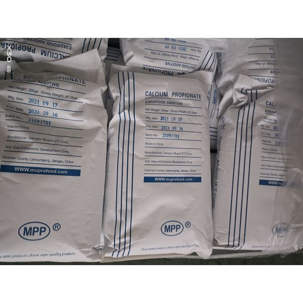 Polvo del propionato del calcio/grado superior CAS 4075-81-4 de los preservativos granulares de la categoría alimenticia