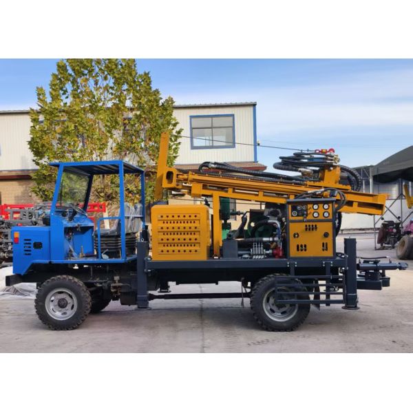 Rural/Remote Area-Adapted Tire Water Well Drilling Rig With 21° Climbing Capacity